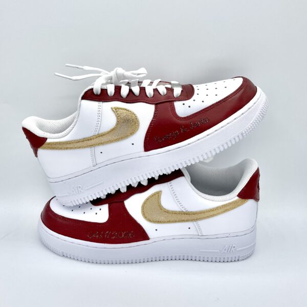 bordeauxrote Hochzeitssneaker